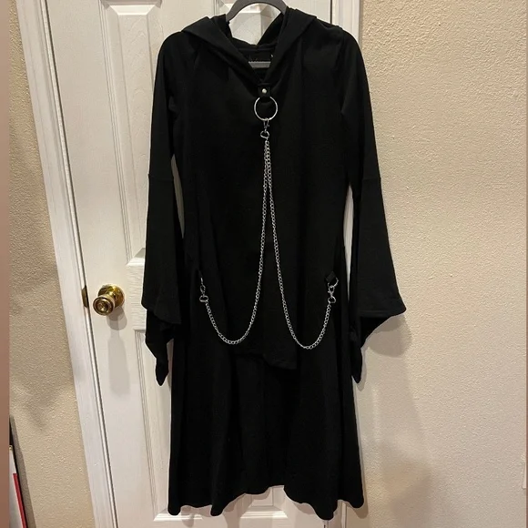 Killstar Malice in Chains Cloak Dress Black - Picture 3 of 13